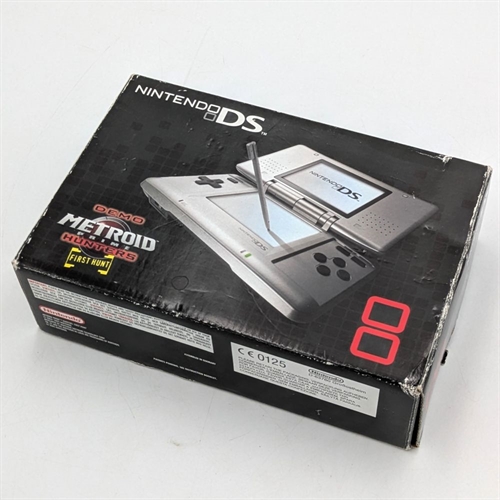 Nintendo DS - Platinum Silver - Metroid Prime Hunters Bundle - Console - SNR NEH10328682 (B Grade) (Used)